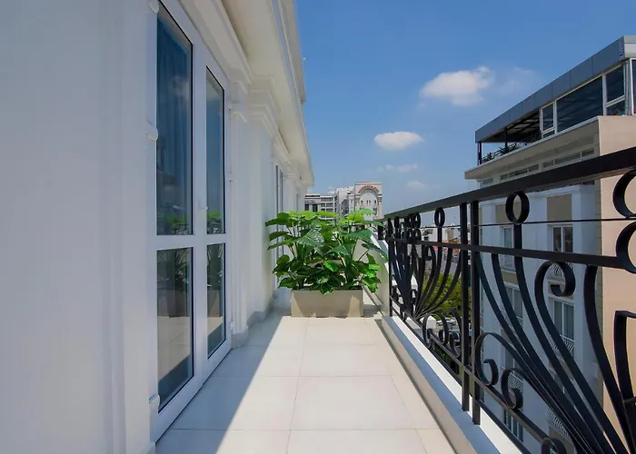 Hera Hotel Airport